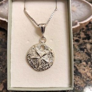 STERLING SILVER SAND DOLLAR PENDANT 156.00 NWT